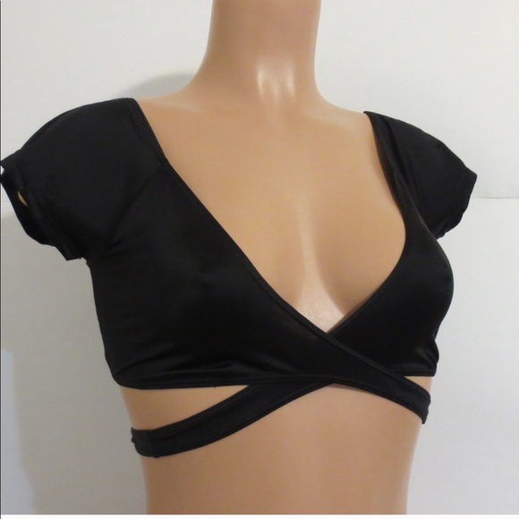 Urban Outfitters Tops - Tie crop top with deep v neck